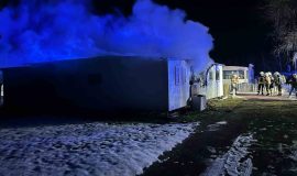 250218_Wohnwagen brennt auf Campingplatz in Boerger