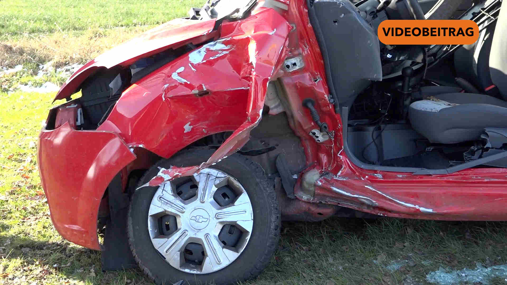 Screen_250217_Zwei Verletzte bei Abbiegeunfall