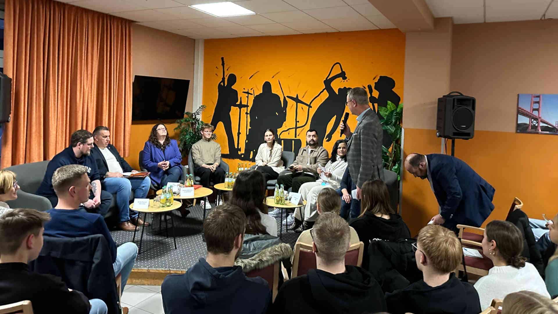 Screen_Erstwaehler befragen Bundestagskandidaten