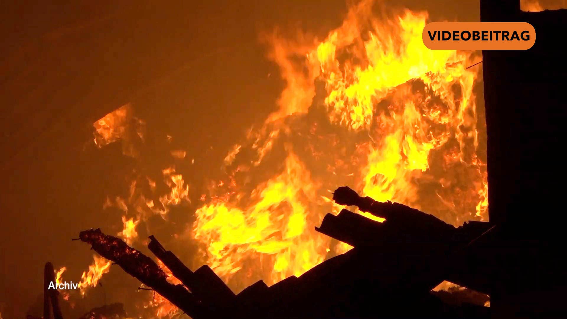 Screen_250304_Zwei Menschen nach Brandserie verhaftet