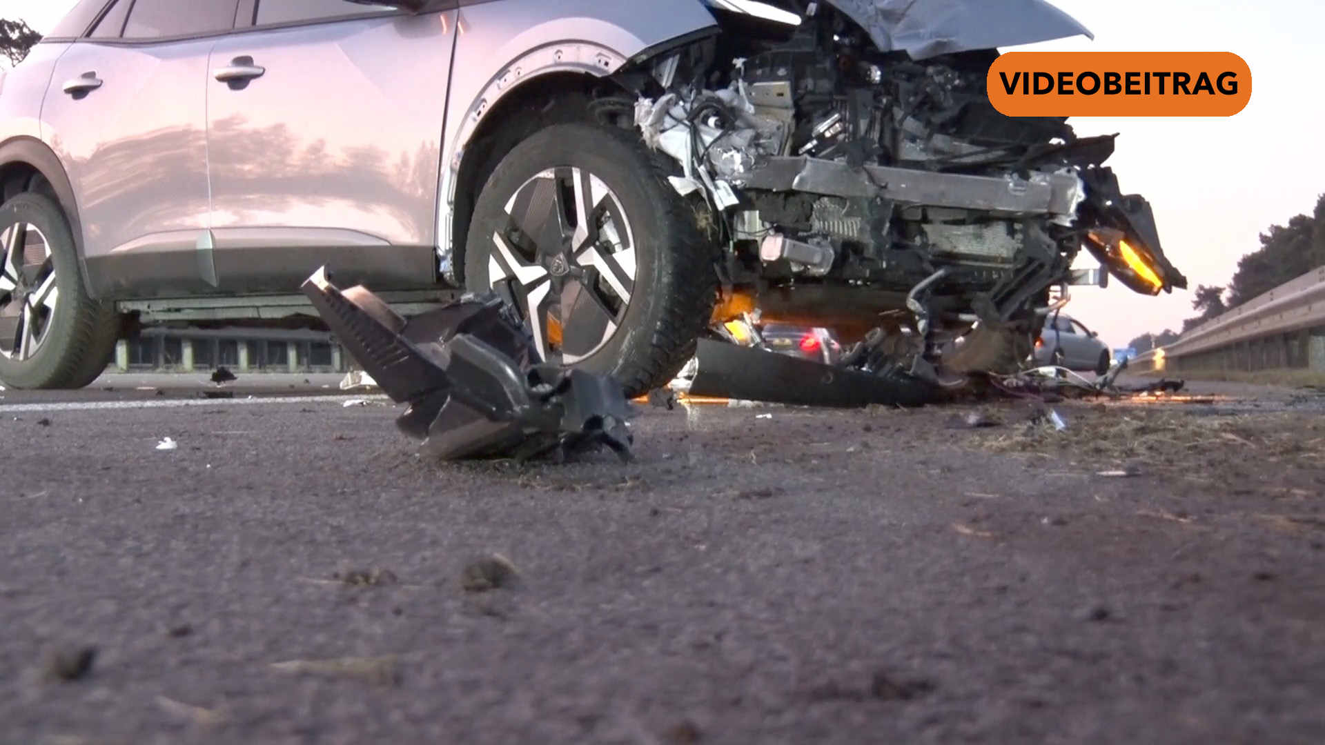 Screen_250306_Crash bei 180 kmh nur leicht verletzt