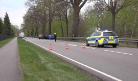250416_Unfall auf B408 Zwei Frauen schwer verletzt_1