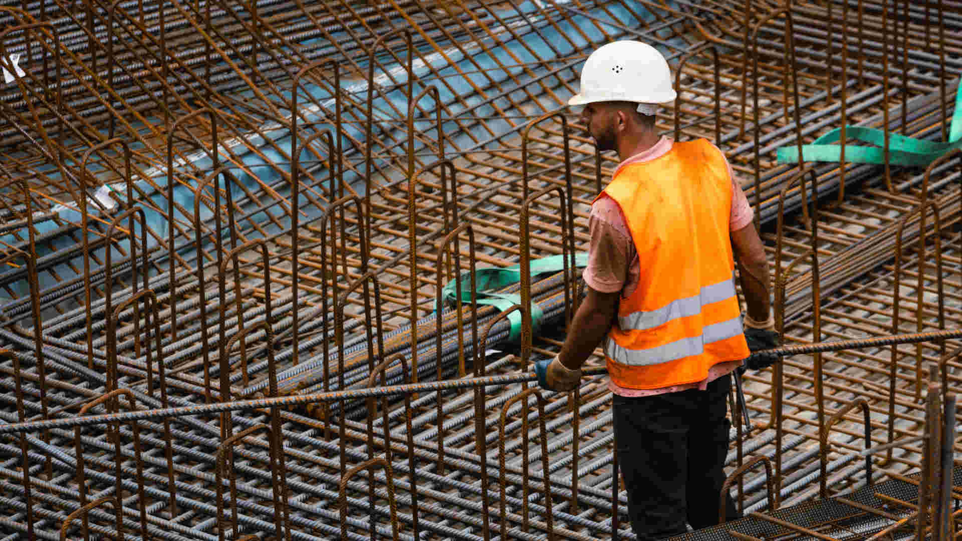 250429_Dickere Lohntueten auf dem Bau_c_IG-BAU_TobiasSeifert
