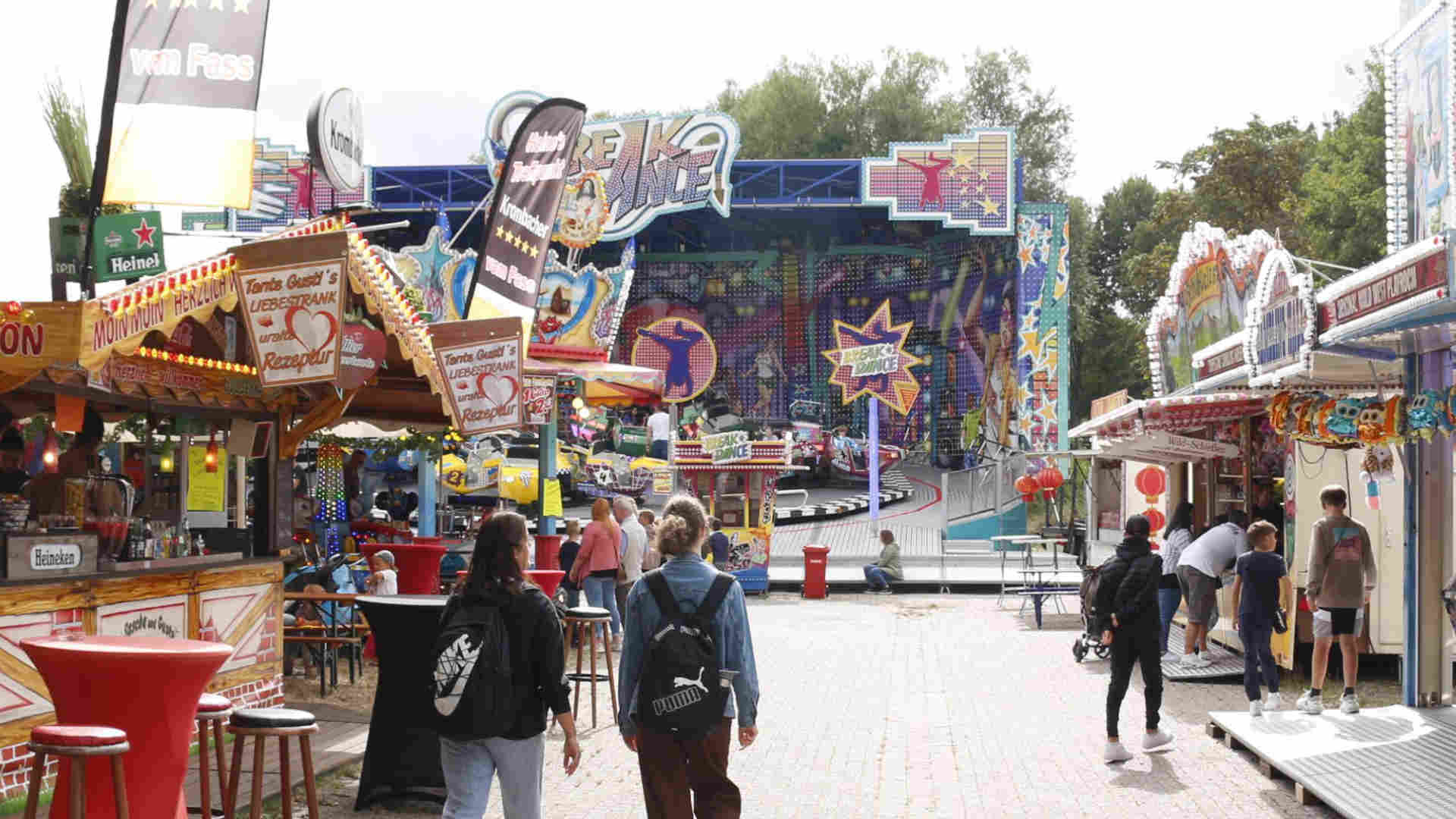 250430_Kirmes und Karussells beim Maimarkt