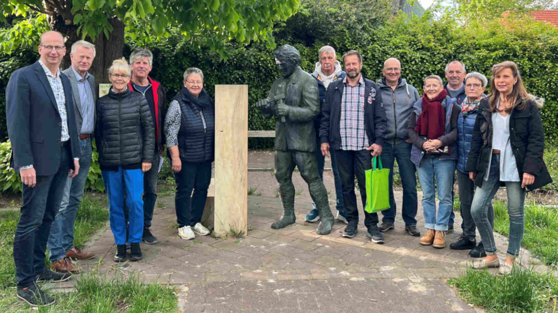 250527_Platt mit Plesaeier begeistert in Rhede