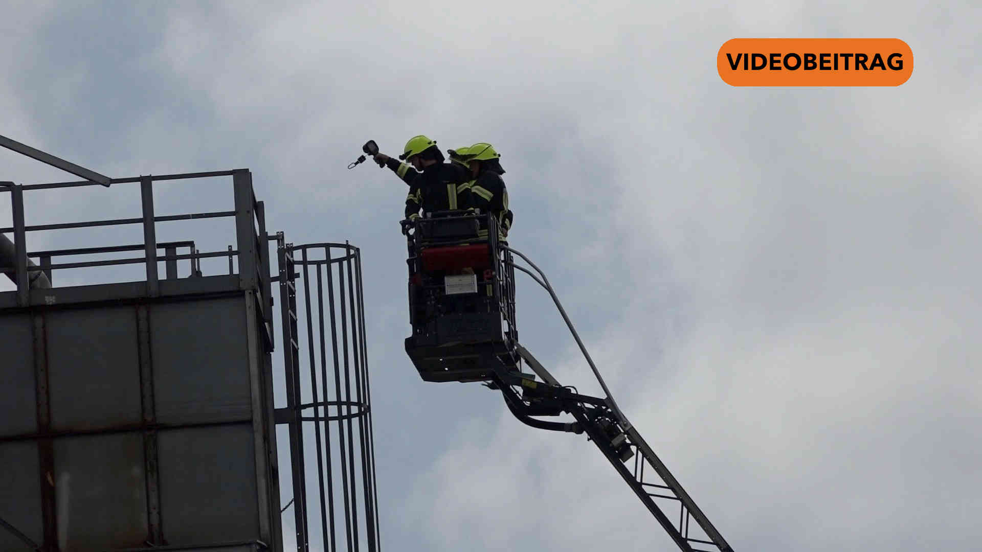 Screen_250516 Feuer Papenburg