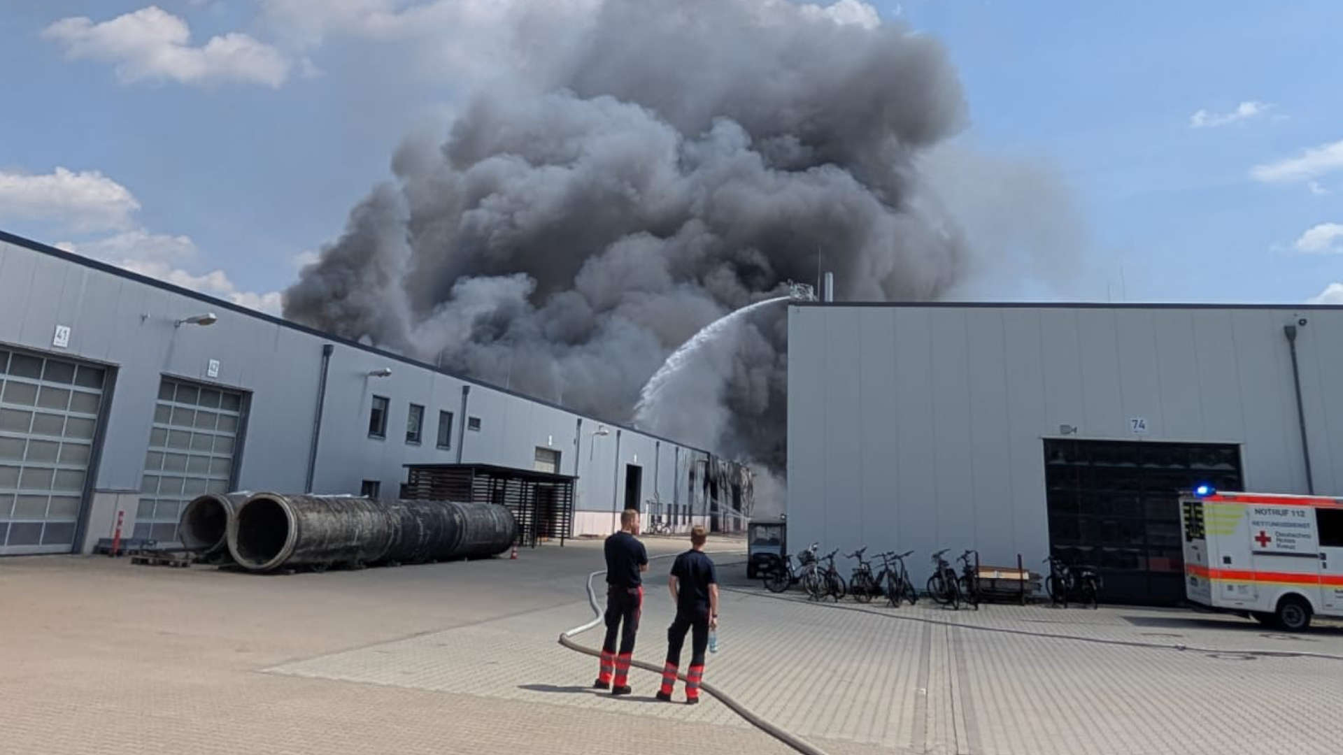 250618_Hallenbrand bei Rosentechnology