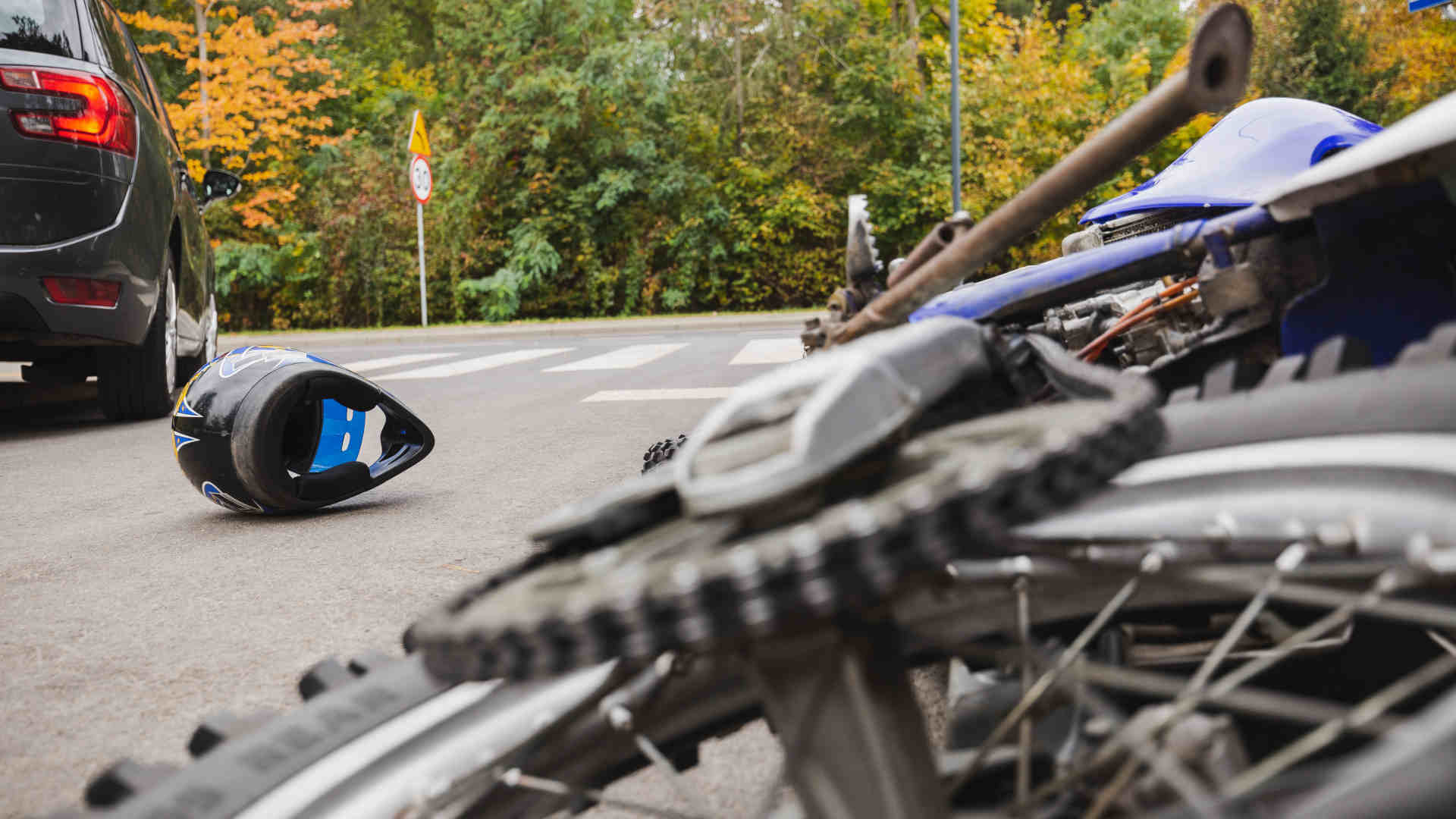 Symbolbild_Blaulicht_Unfall_Motorrad