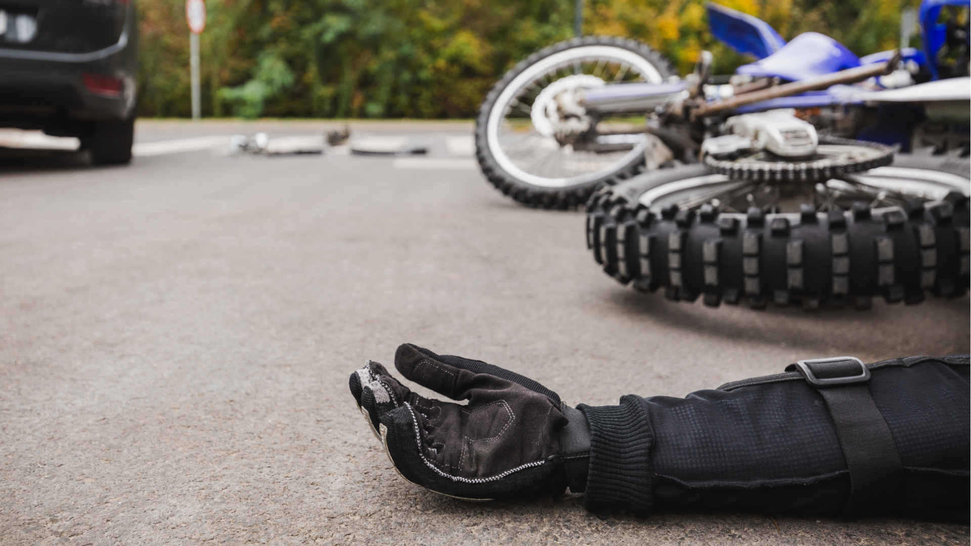 Symbolbild_Blaulicht_Unfall_Motorrad_1