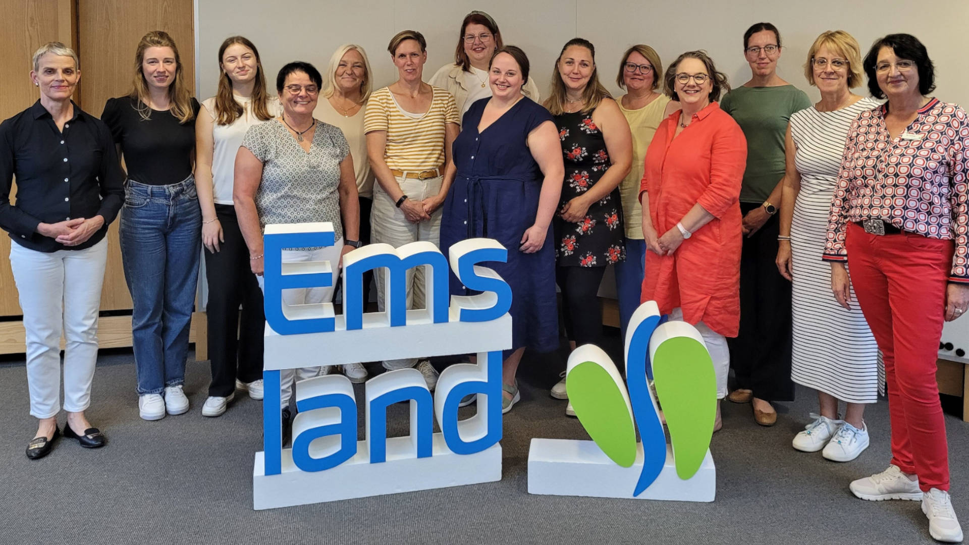 25 08 22 Politik SCREEN