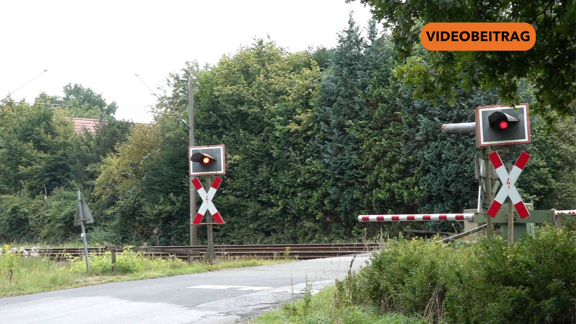 screen 25 08 14 Bahnübergang