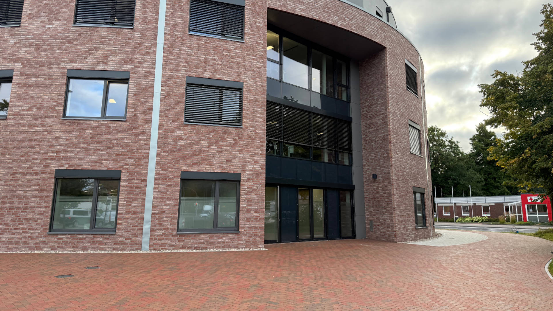 25 09 03 Rathaus Papenburg SCREEN