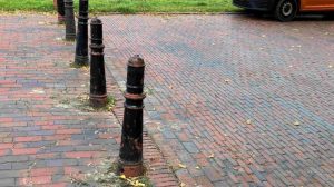 250904_Poller am alten Turm entfernt