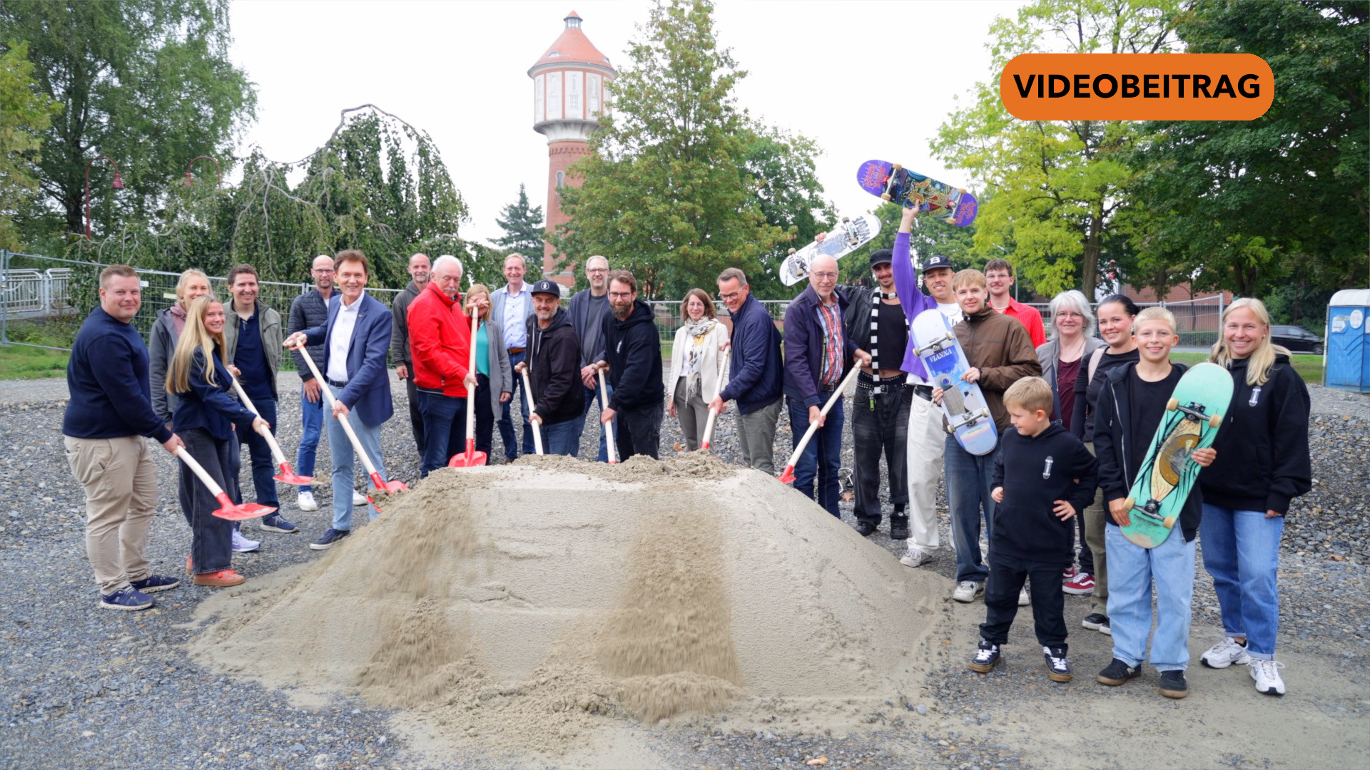 Screen_25 09 11 Spatenstich Skatepark Wasserturm