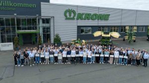 Screen_Krone_110 Azubis feiern Pruefungserfolge