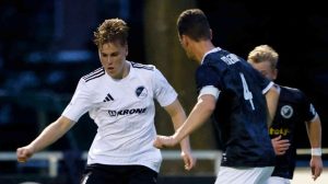 Screen_Ein heißes Derby unter Flutlicht