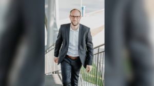 26 01 05 hofschroer SCREEN