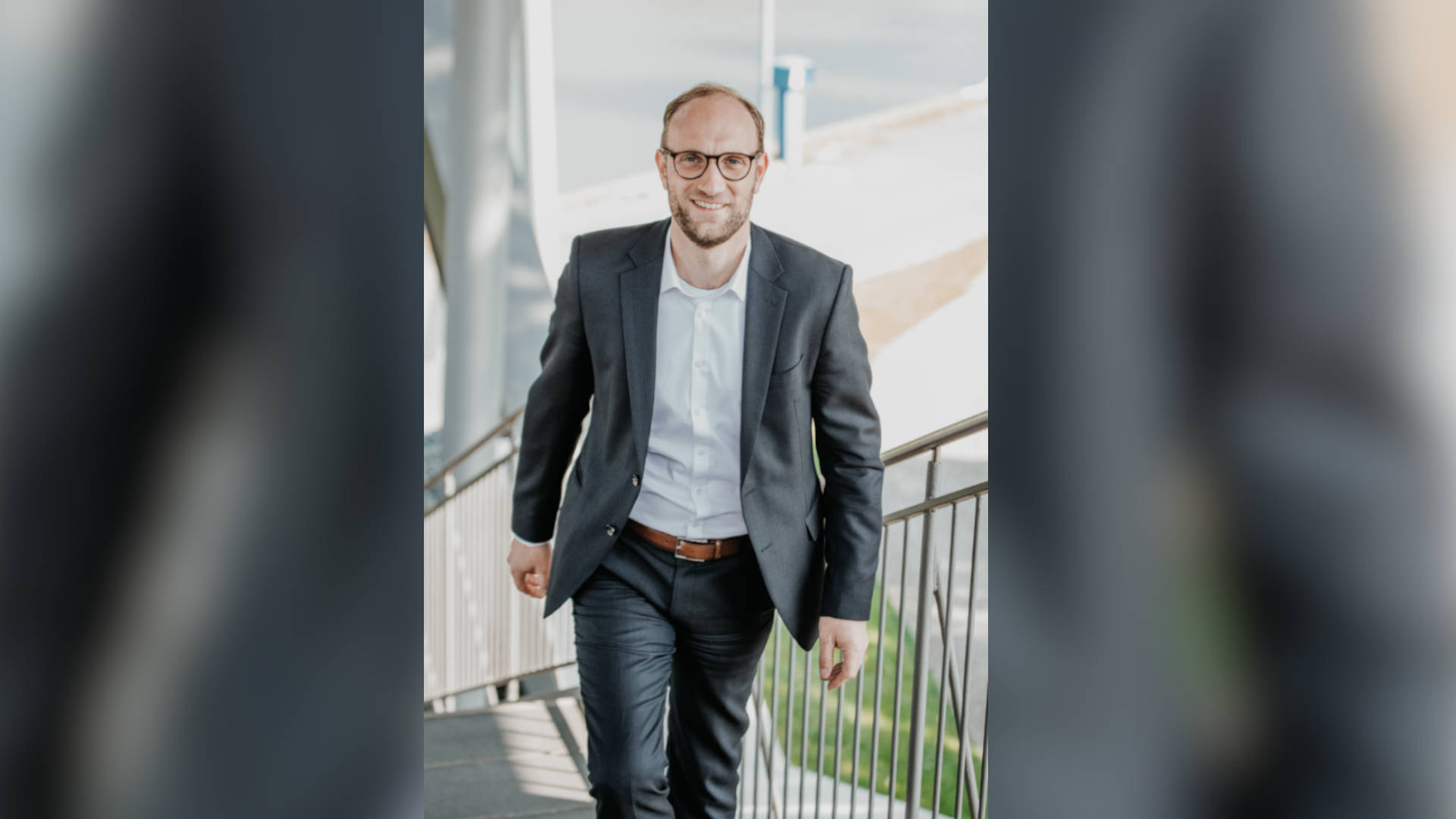 26 01 05 hofschroer SCREEN