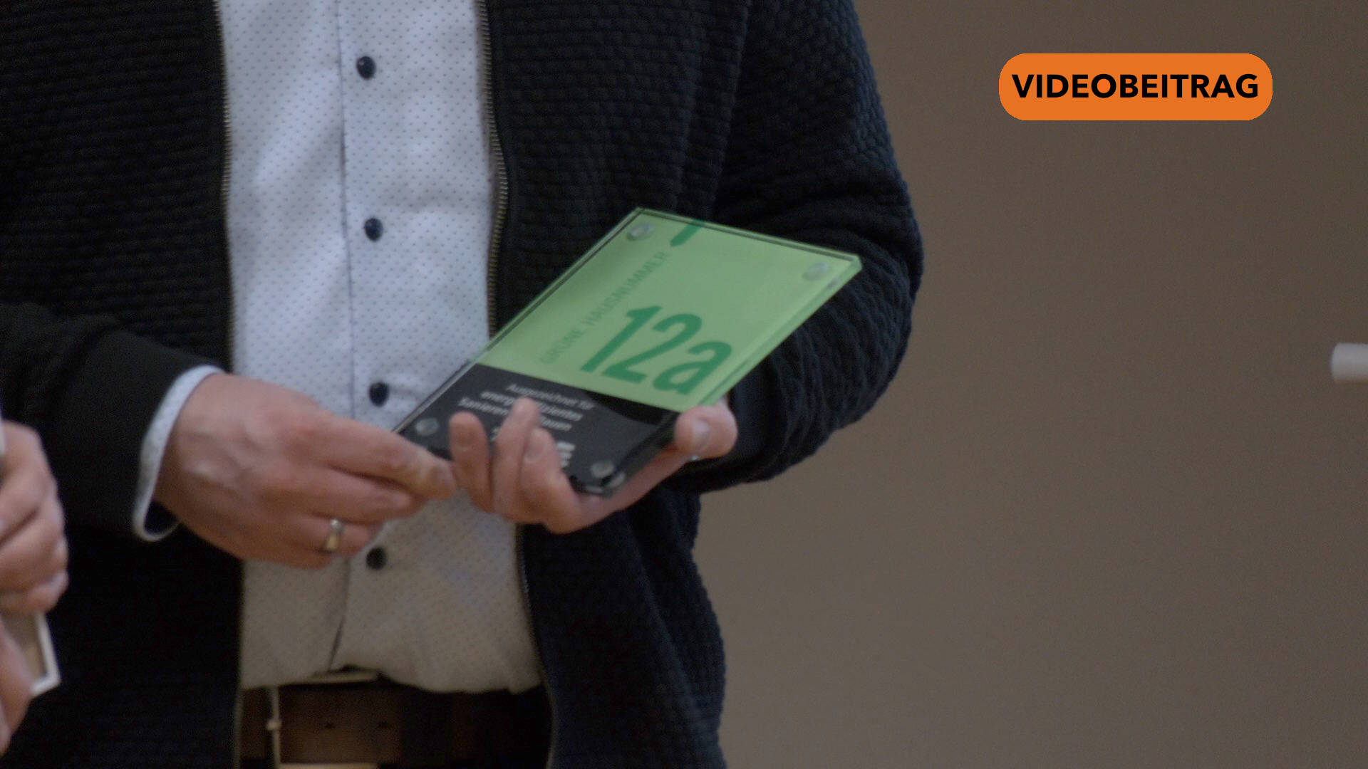 26 01 13 Guene Hausnummer SCREEN