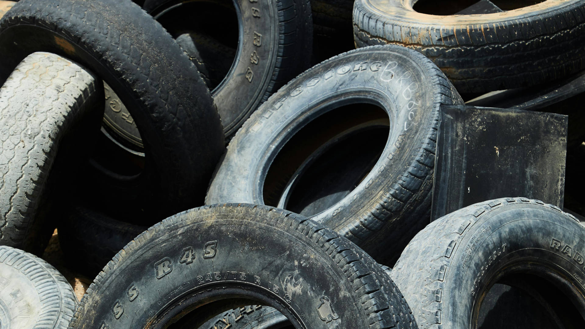 26 01 22 SYMBOLBILD Reifen SCREEN