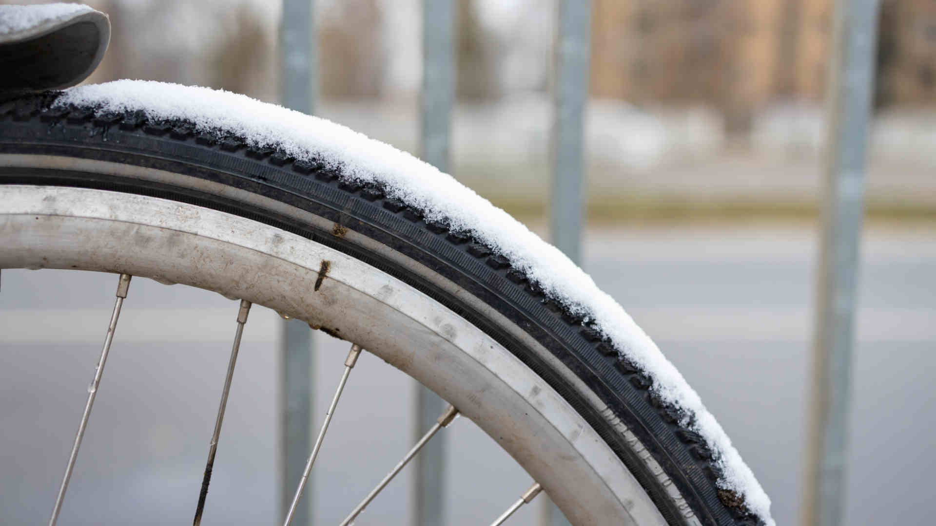 Screen_Fahrrad_Winter_Schnee