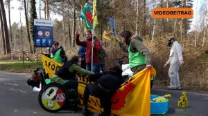 Screen_20260306_ProtestAtomdeal