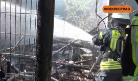 260430_Screen_Feuer greift auf Scheune ueber