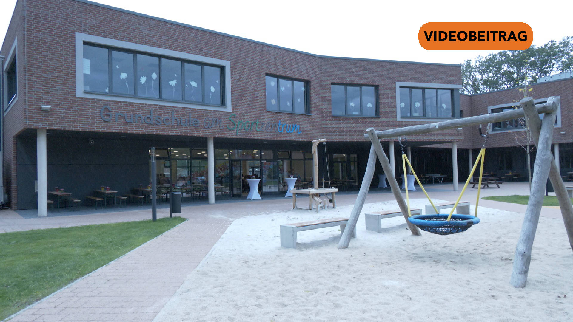 26 06 08 Grundschule am Sportzentrum SCREEN