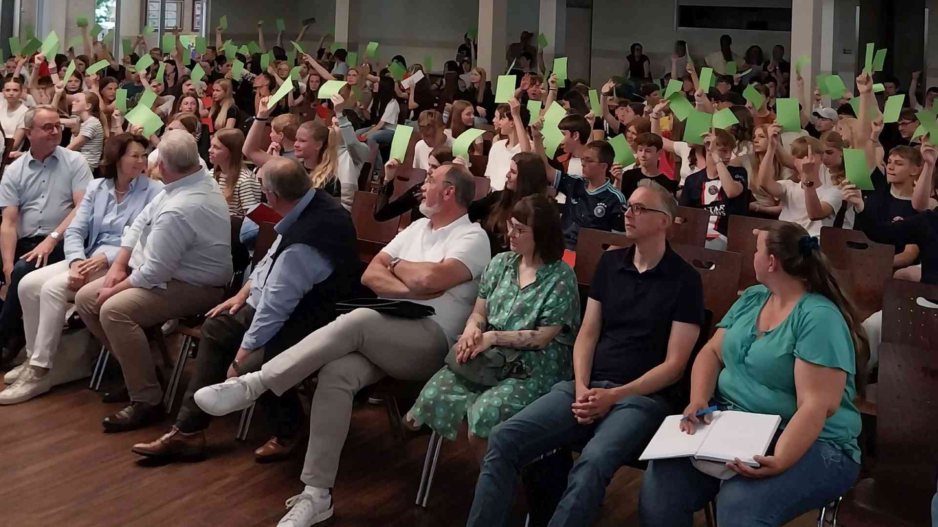 Screen_260706 Forderungen Schueler Haren