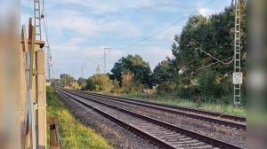 260928_Oberleitung durch LKW beschaedigt